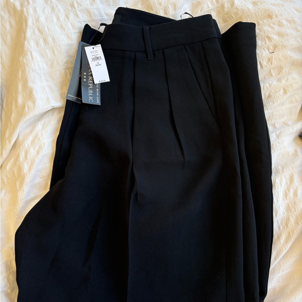 NWT- Banana Republic Pleated Wide Leg Pant